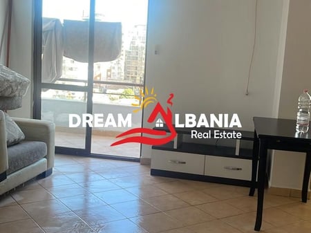 Jepet me qera apartament 1+1 ne rrugen e Barrikadave prane kopshtit Bucko (ID 42111351)