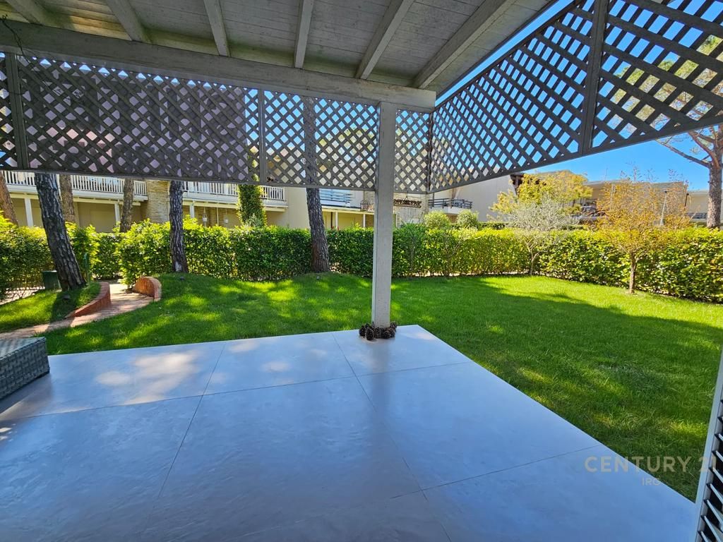 ✨🌴 SHITET APARTAMENT 2+1 ME OBORR NË KOMPLEKSIN LURA 3 – GJIRI I LALZIT