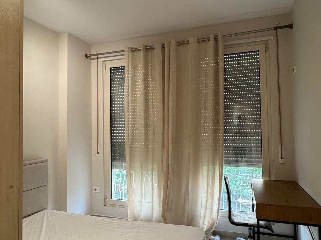 Jepet me qera 2+1+2 te Liqeni i Thate