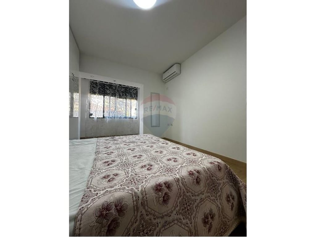 1+1 apartment for rent on Myslym Shyri!