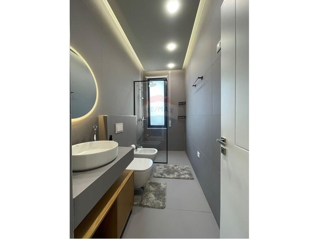 Appartamento in affitto 2+1, Porcelan vicino all'UET 950 €