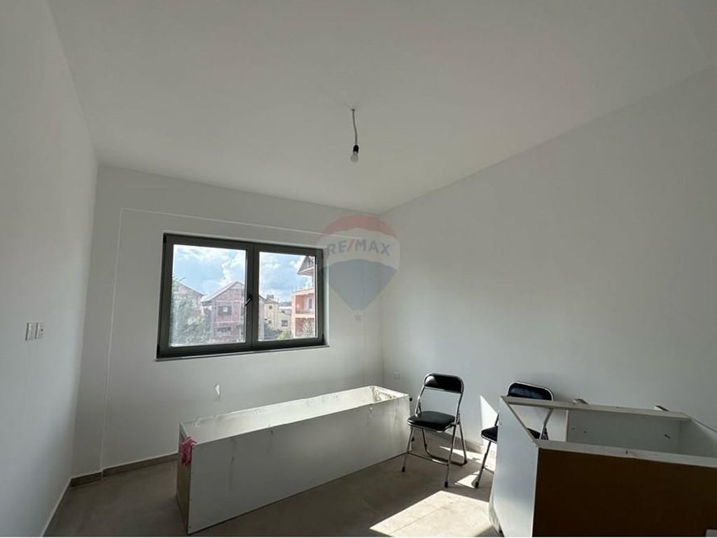1+1 APARTMENT, AVIATION FIELD