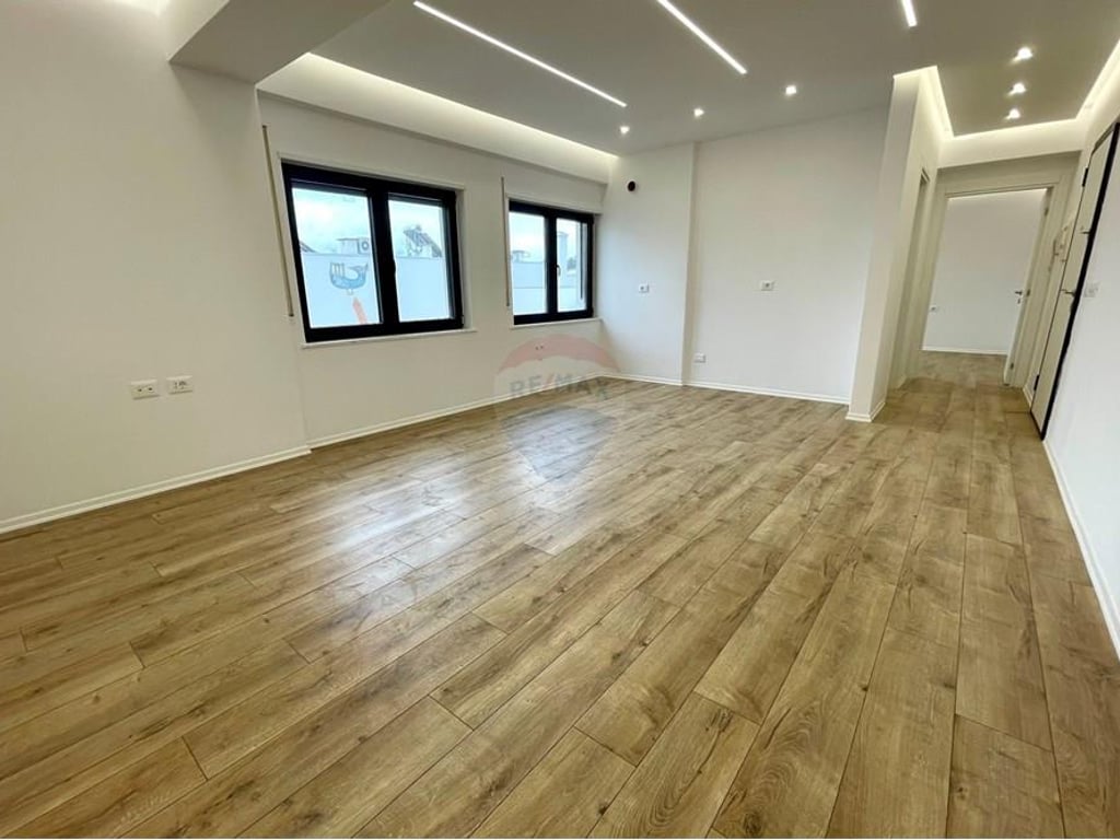 1+1 apartment for sale in Kodra e Diellit!