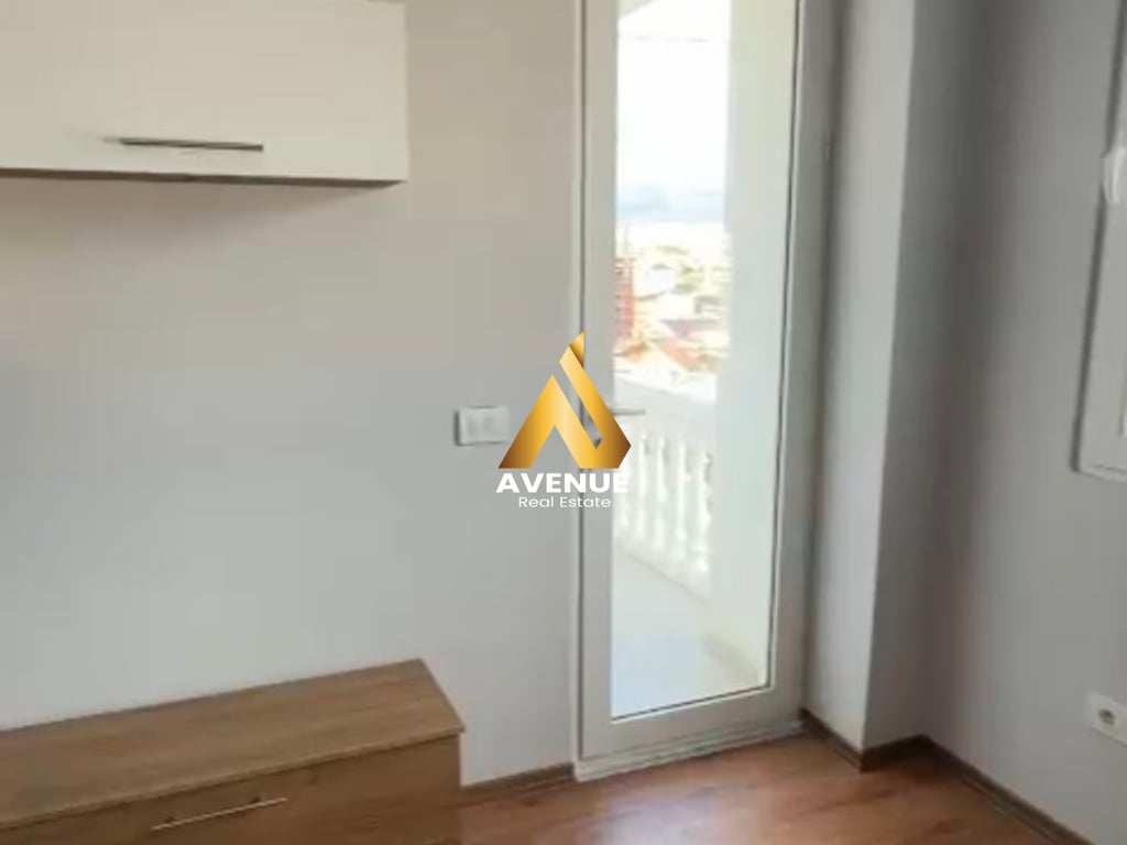 Appartamento 2+1 in Affitto a Paskuqan, Tirana