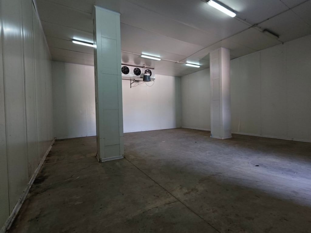 For sale Kapanon. First line of the main road. Vorë Rinas