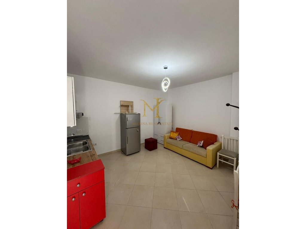  GARSONIERE TEK TREGU INDUSTRIAL!!