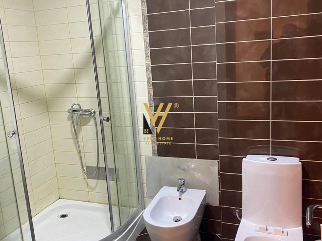 AFFITTASI APPARTAMENTO 1+1+BALCONE IN VIA KOSOVAREVE 1.000 EURO