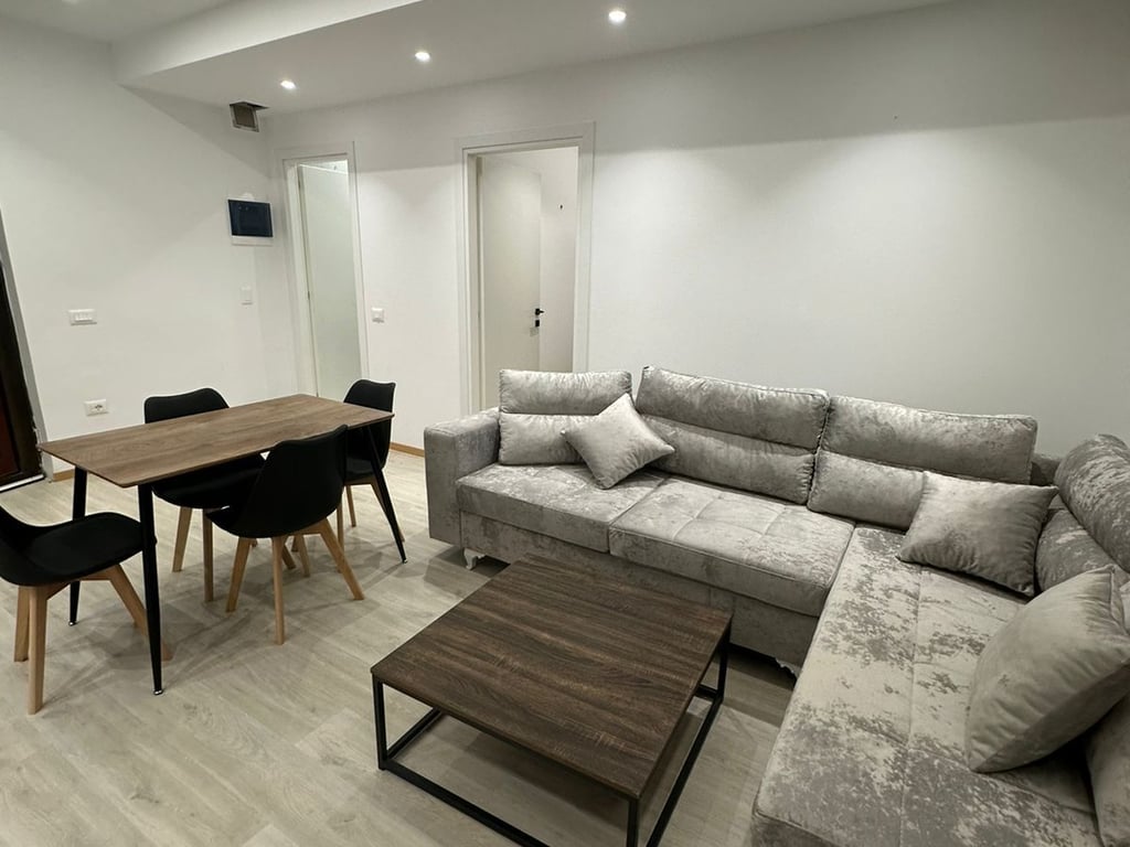 🏡 Affittasi appartamento 1+1 a Zogu i Zi, Via di Durazzo