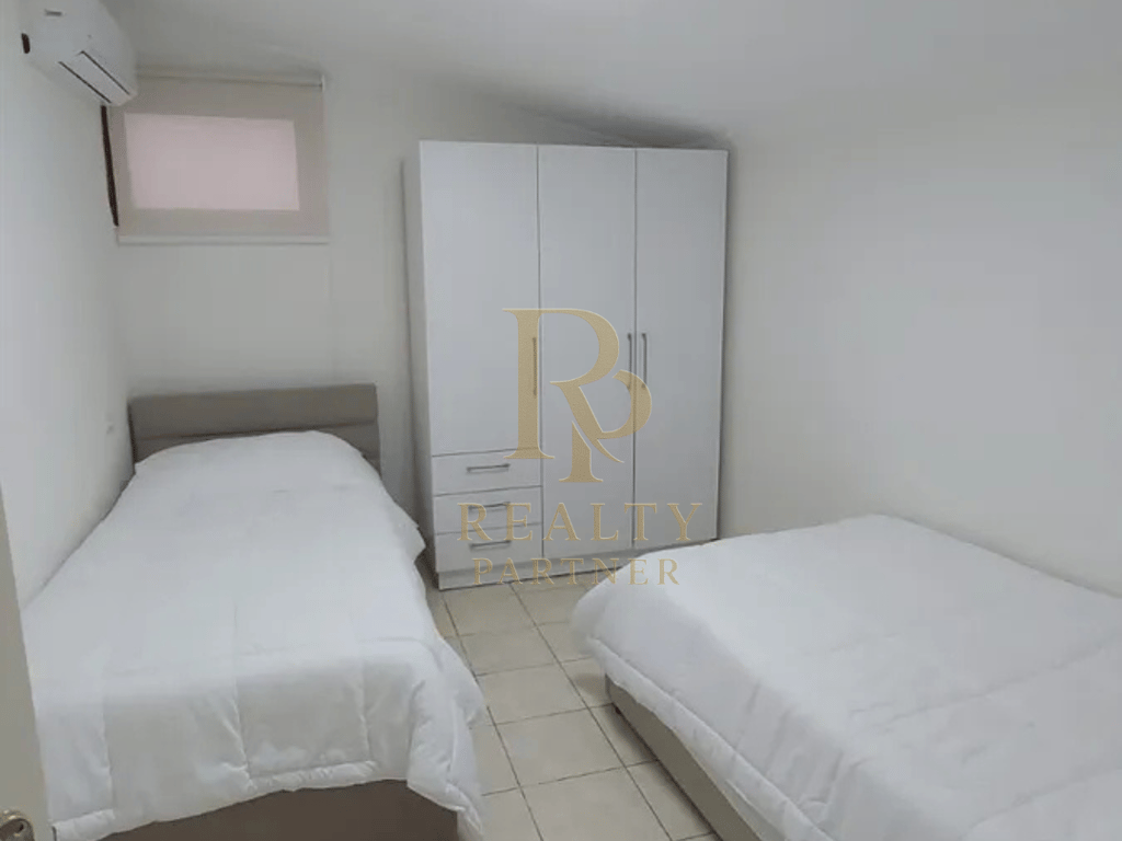 JEPET ME QIRA , SHTËPI PRIVATE (DUPLEKS) NE QENDER-Tirane