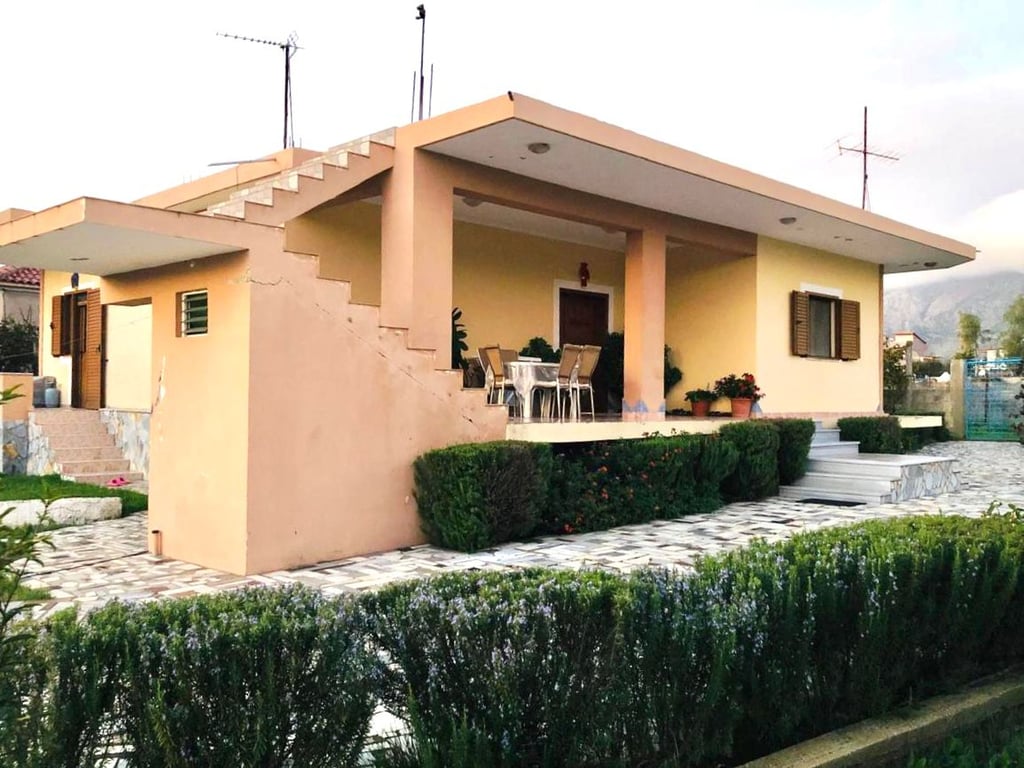 VENDUTO: ☄️Casa + Terreno (Saranda 12 Km dal Mare 🌊⛱️) 455,5 m² di costruzione & 272 m² di terreno (a 550€/m²) 🌪️😮 250.000€
