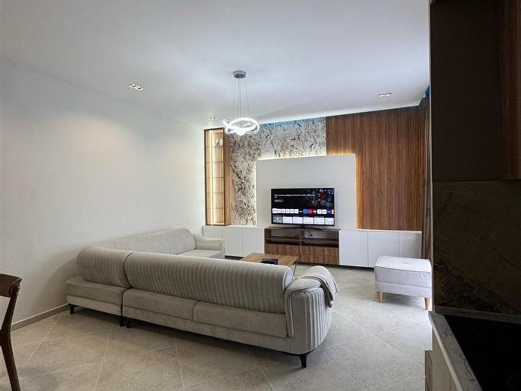 Villa a due piani presso Tegu