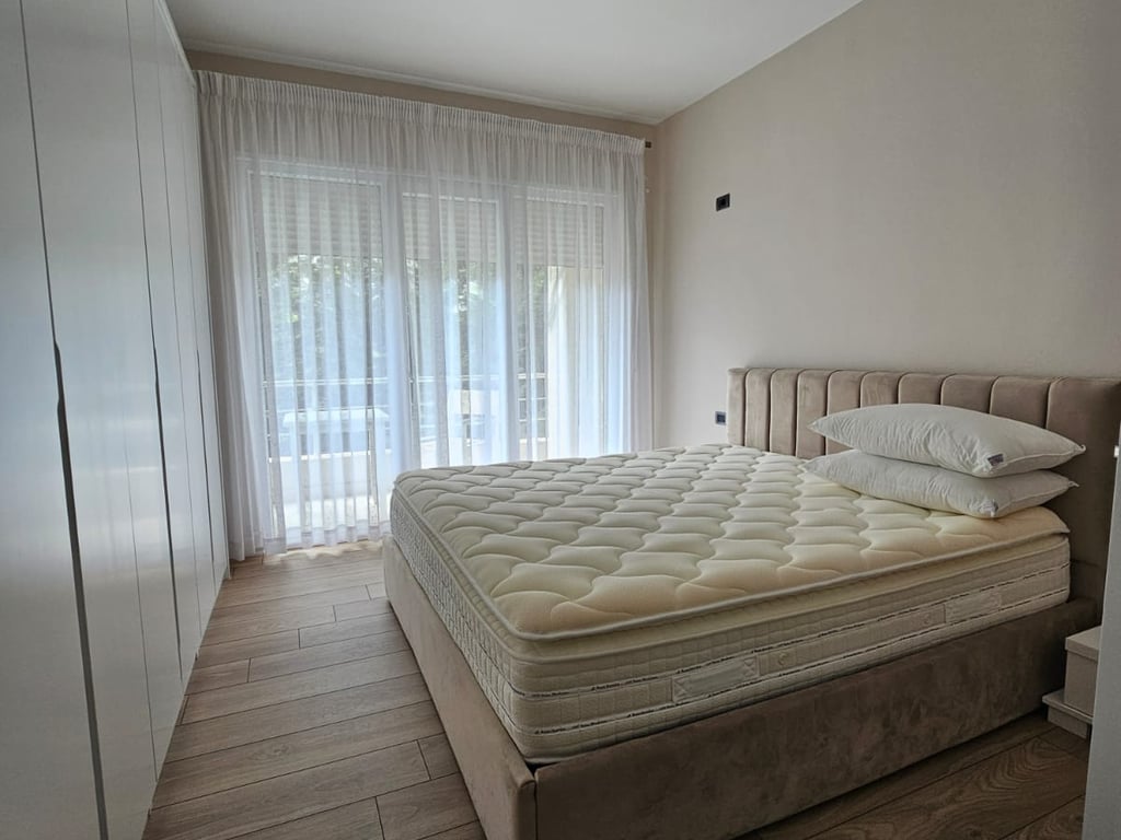 Apartment 2+1+2 per Qira!!