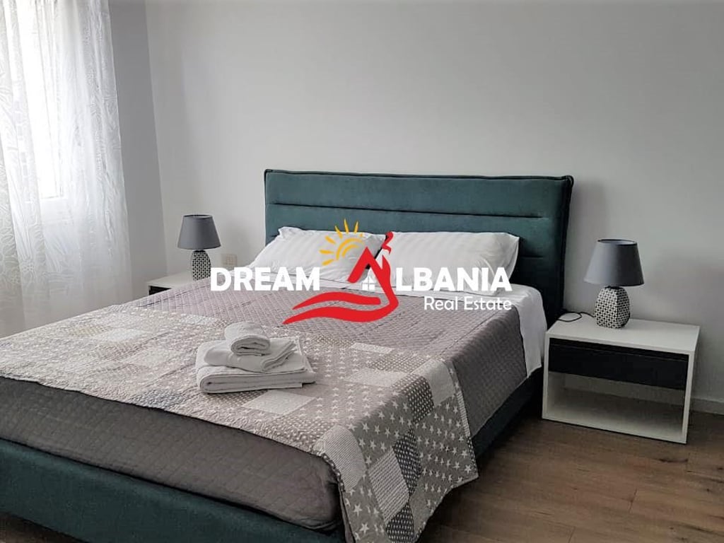 A super 2+1 apartment is for rent on Kavaja Street near the Embassy Block (ID 42214323).