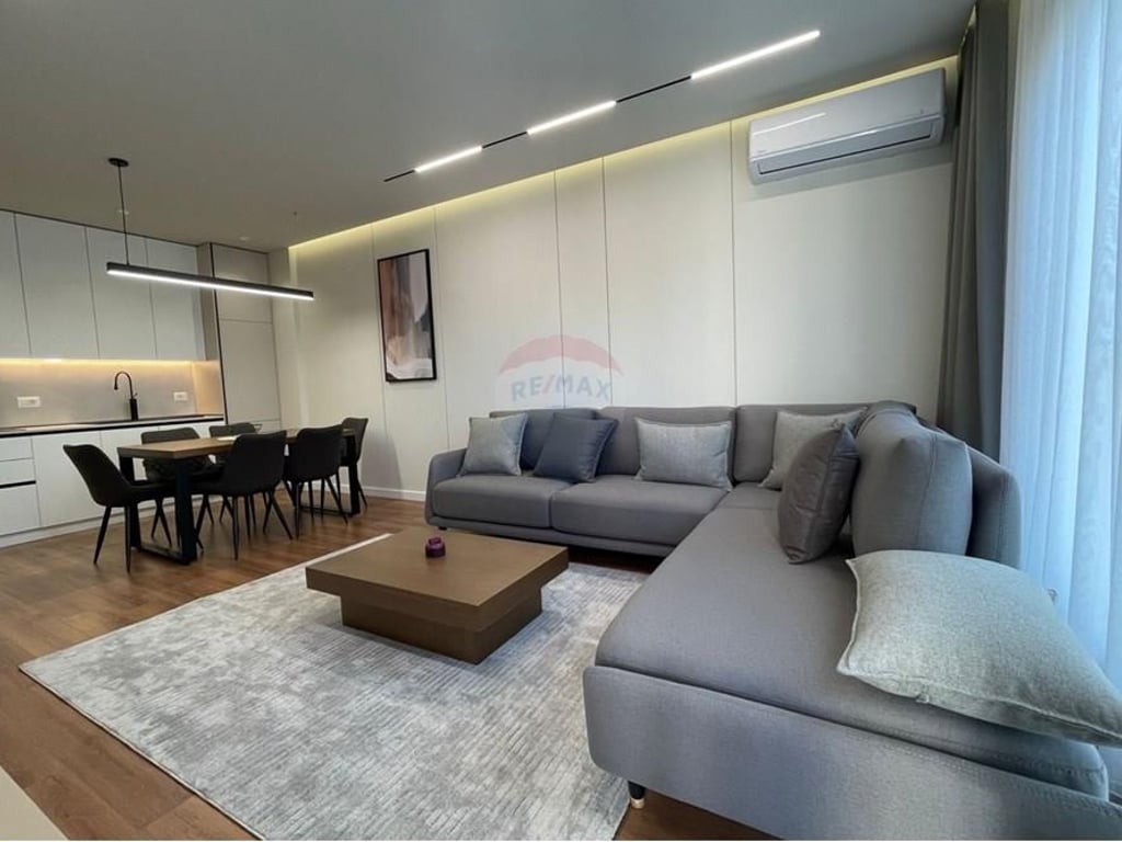 Appartamento in affitto 2+1, Porcelan vicino all'UET 950 €