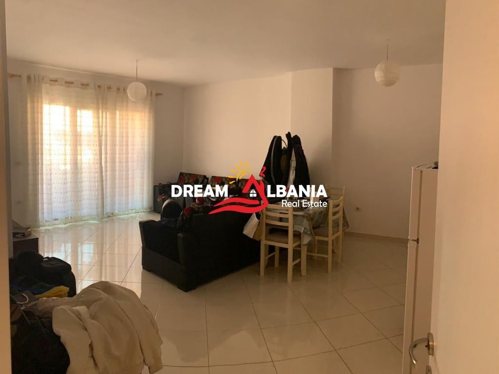 Appartamento 1+1 in Vendita in Via Kavajë, vicino a Ameriken 3 a Tirana (ID 41111053)