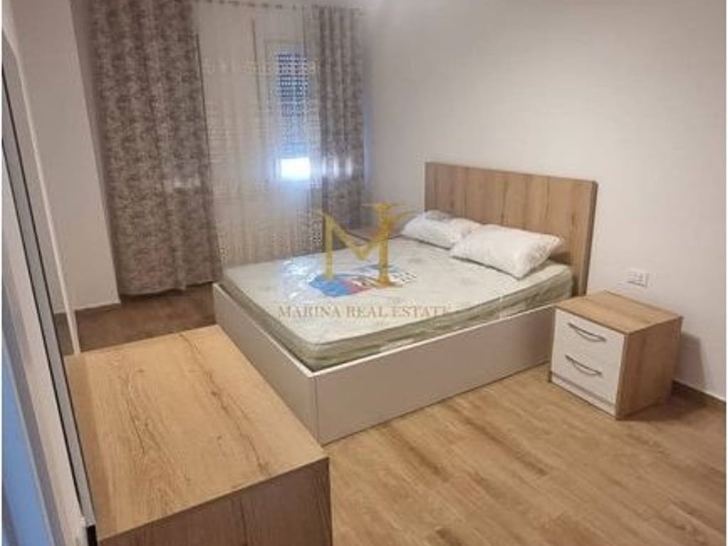 SHES APATAMENT TEK STADIUMI