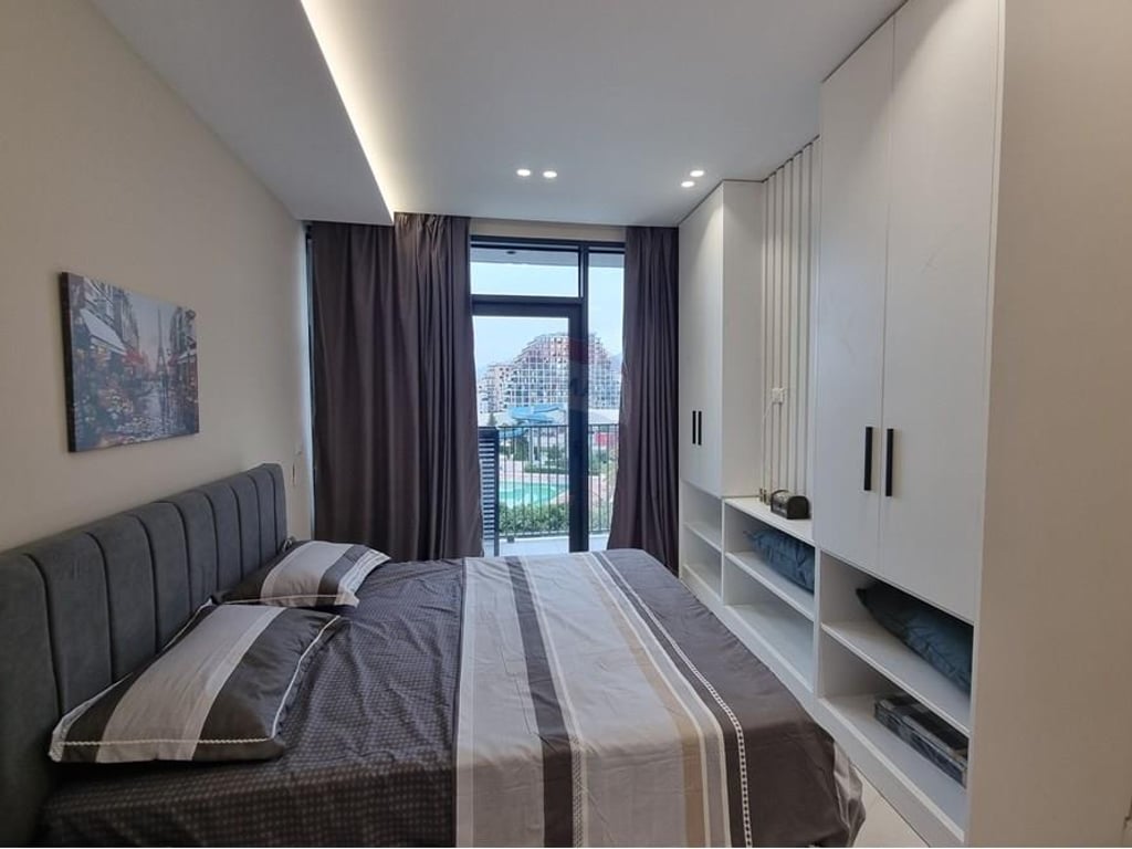 APARTAMENT 2+1+PARKIM PER QIRA TE LAKE VIEW 1500€