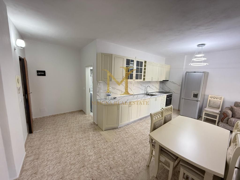 APPARTAMENTO 1+1 IN AFFITTO A PLAZHI ILIRIA !!