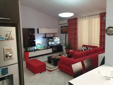 Apartment 2+1 for sale at the "Kodra e Diellit 1" Residence for €235,000.