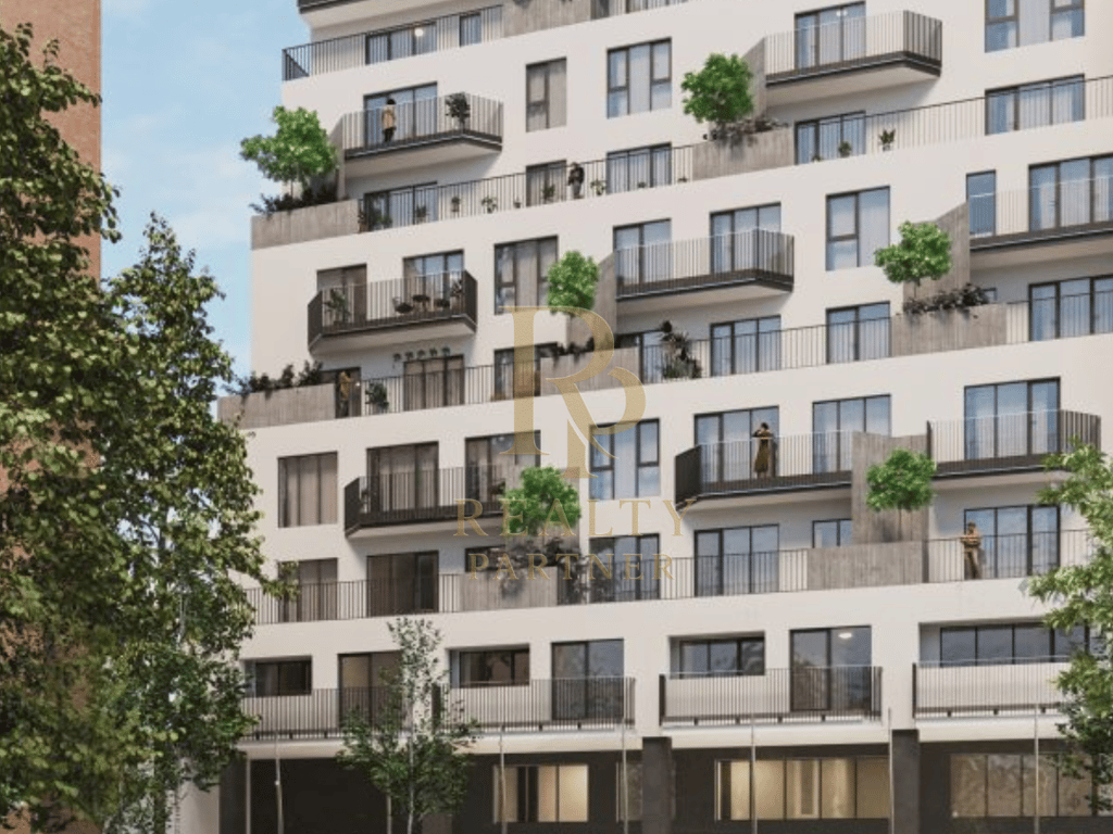 🔑Shitet  Garsoniere Afer Pazarit te Ri-Tirane!!