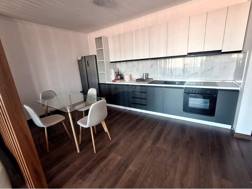 APARTAMENT NE SHITJE 2+1