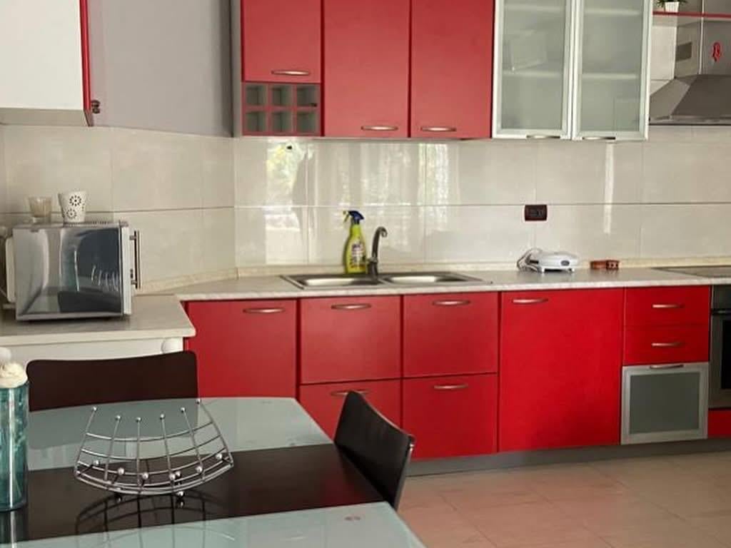 Affittasi 2+1 in Via Fortuzi