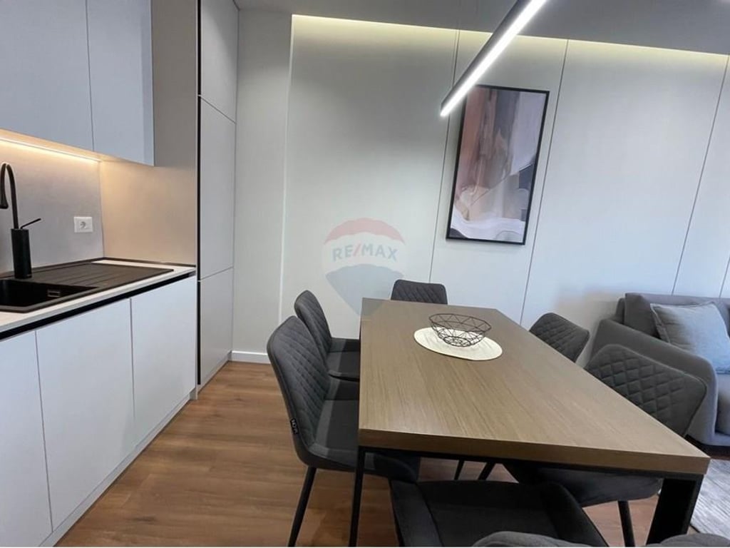 Appartamento in affitto 2+1, Porcelan vicino all'UET 950 €