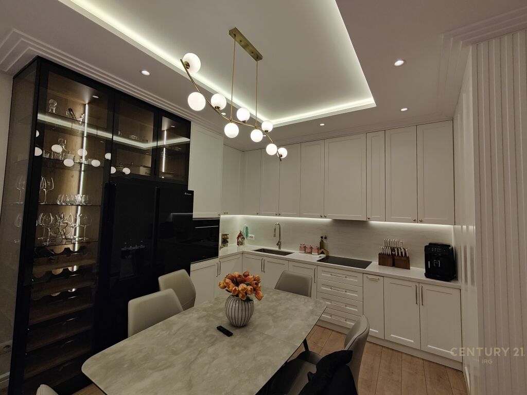 🏡 APARTAMENT 2+1+2 ME 2 POSTE PARKIMI PËR SHITJE NË ROSE GARDEN RESIDENCE, TEG! 🌿 | 2-BEDROOM APARTMENT WITH 2 PARKING SPACES FOR SALE IN ROSE GARDEN RESIDENCE, TEG!
