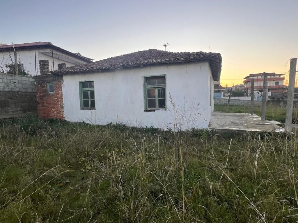 PRIVATE HOUSE FOR SALE IN SHKALLNUR DURRES