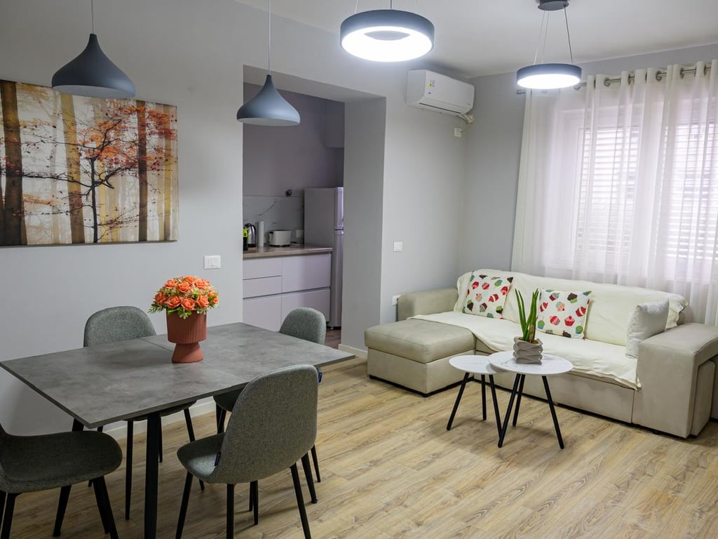 2+1+2 Apartment for Rent near Zogu I Boulevard