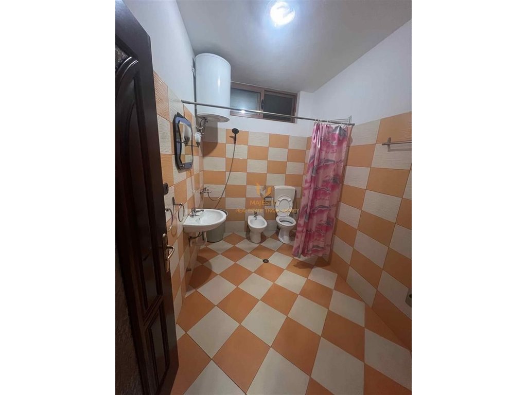 A 2+1+1 apartment is available for rent in Shkoze.