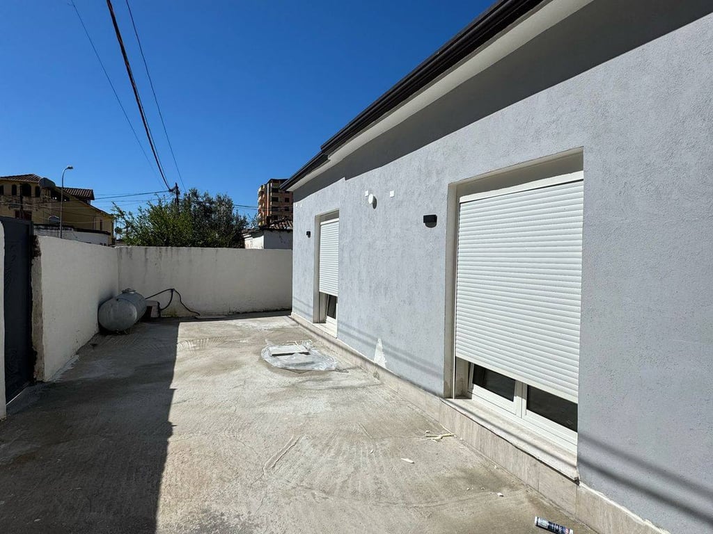 🔥Shitet shtepi private,me dalje ne shetitoren kryesore"Josif Budo",Kavaje 🔥