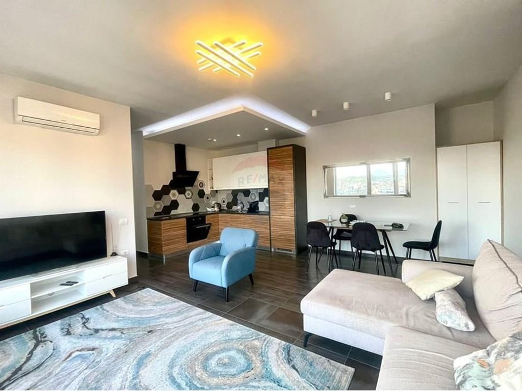 2+1 PENTHOUSE FOR RENT AT PAZARI RI