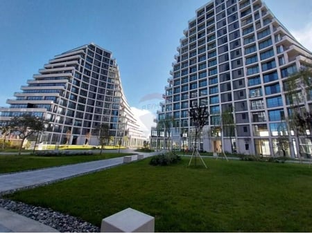 Zyre per qira te Lake view