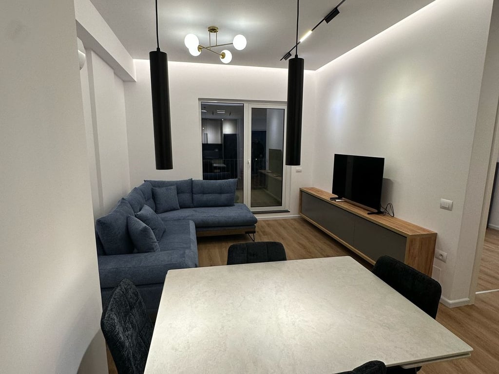 APARTAMENT ME QERA 1+1