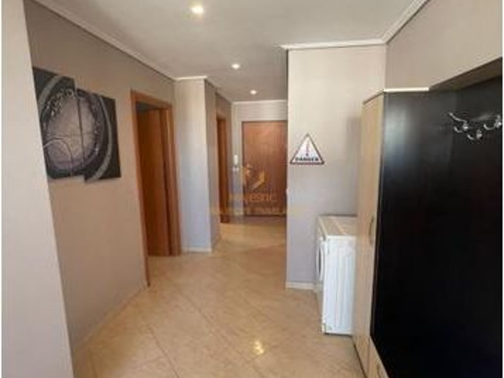 Shitet apartament 2+1 tek rr Ndre Mjeda , ish parku 