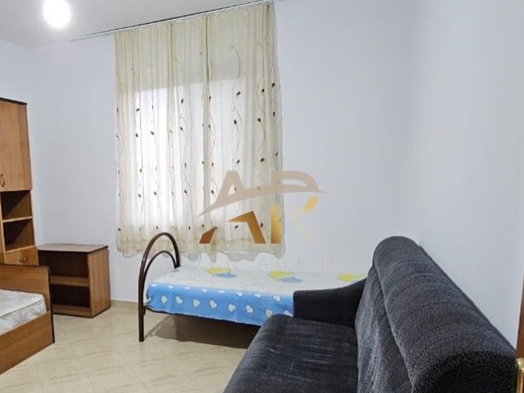 Jepet hyrje me qera 2+1 te Pallati me Shigjeta