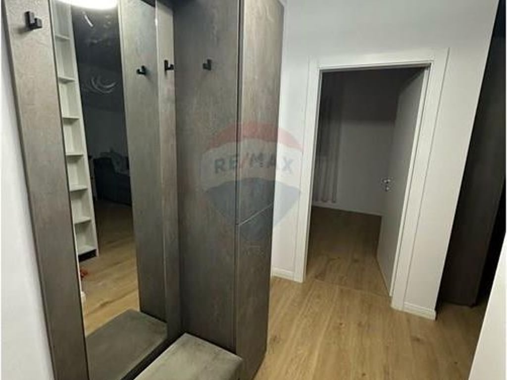 Jepet me qira apartament 2+1 tek Tirana Golden Park.