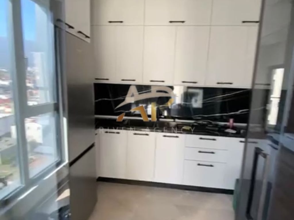 3+1+2+2 Balcony Apartment for Rent in Porcelan
