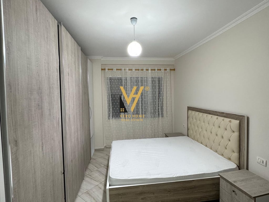 1+1 Apartment with Balcony for Rent in the Paris Commune 600 Euro