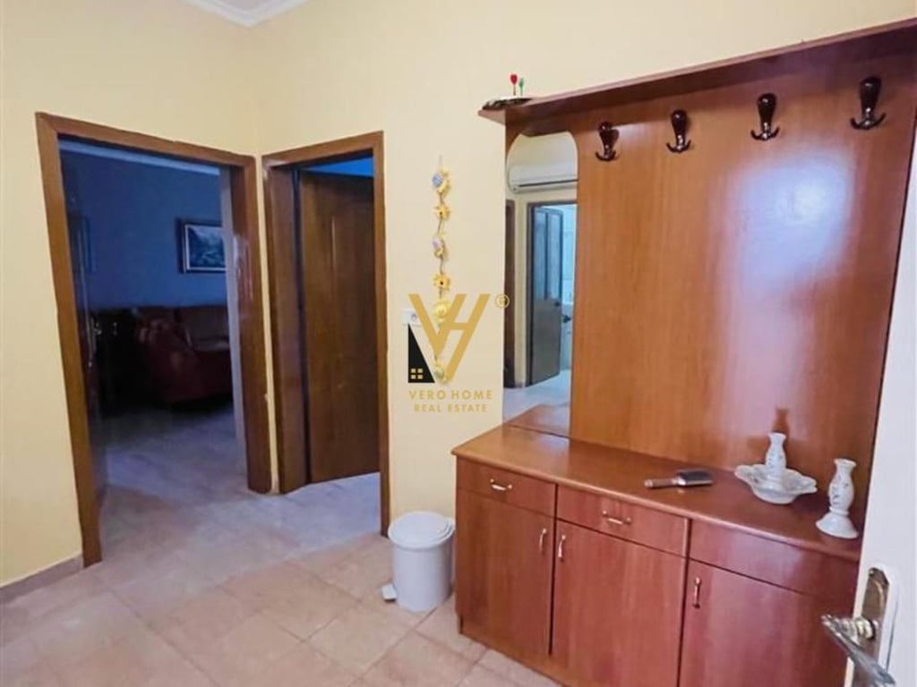 2+1 Apartment with Balcony for Rent on Ferit Xhajko Street 550 EURO