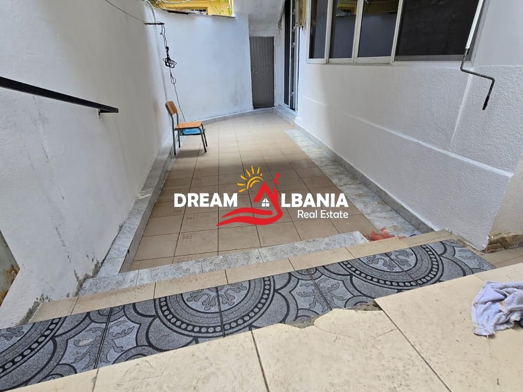 Appartamento privato 1+1 in affitto, Via Bardhyl, vicino al Liceo Cajupi (ID 4241068)