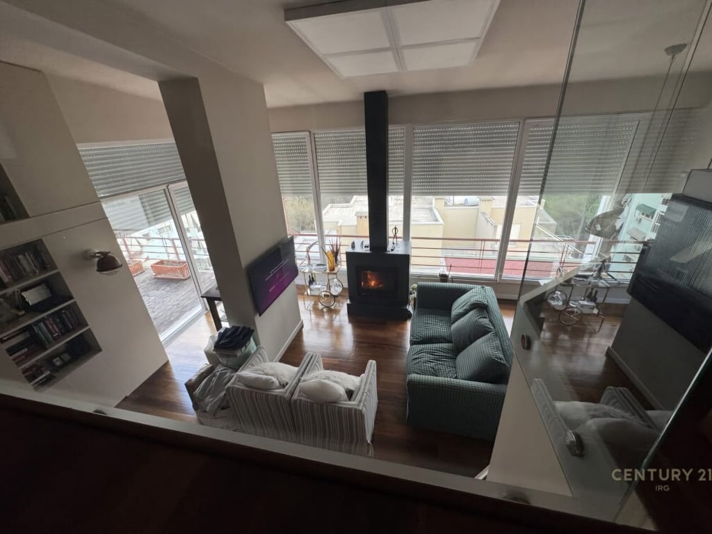 🌟 VENDITA DUPLEX/PENTHOUSE A KODRA E DIELLIT! 🏡 DUPLEX/PENTHOUSE IN VENDITA A KODRA E DIELLIT!