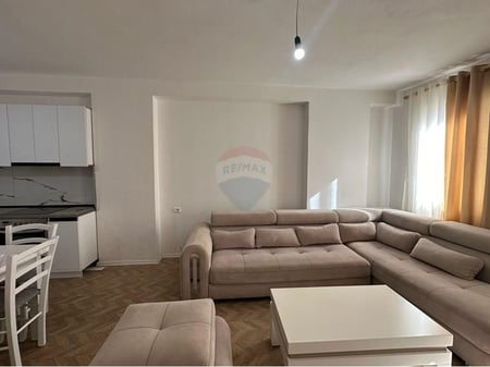 APPARTAMENTO 2+1 CON POSTO AUTO, ALI DEMI