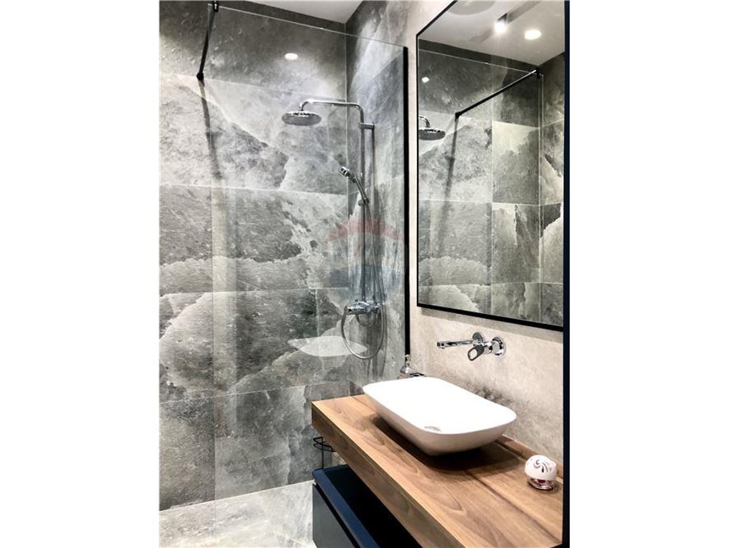 APPARTAMENTO 1+1 IN AFFITTO PRESSO ARLIS, SQUARE 21