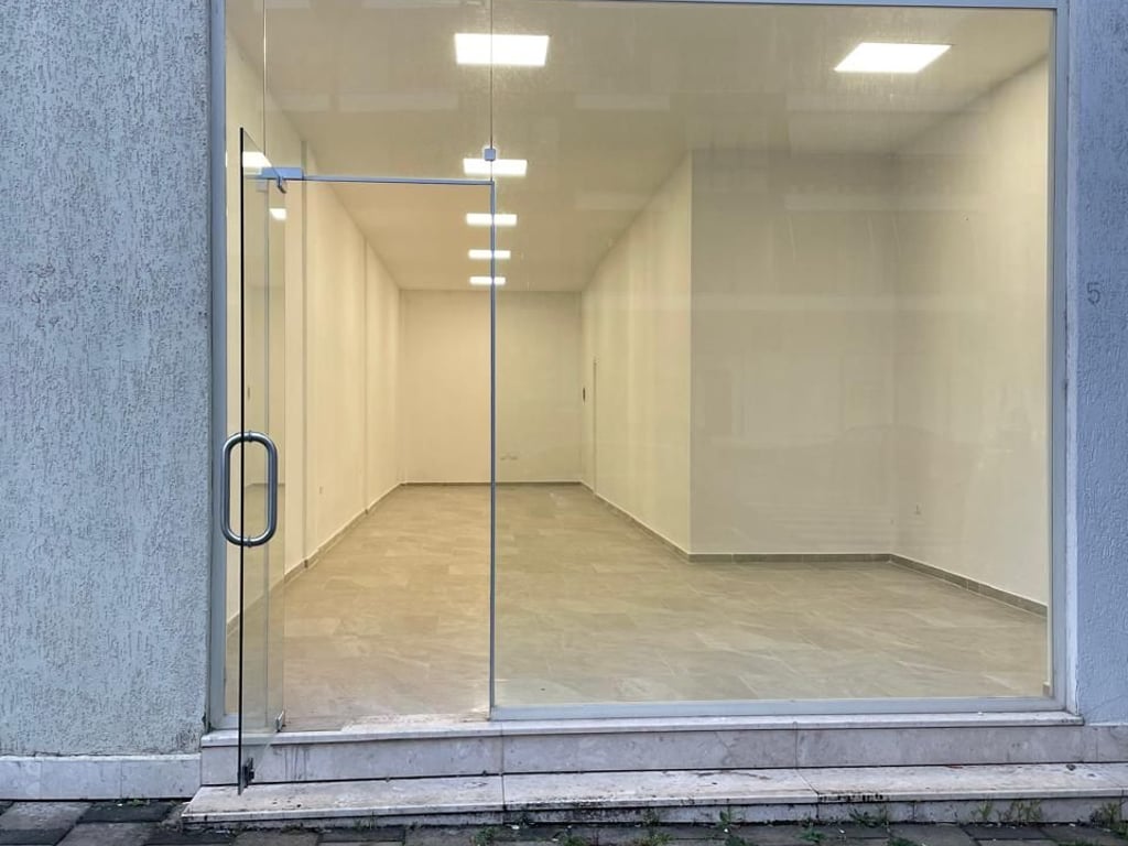 Business space for rent in the former Park.