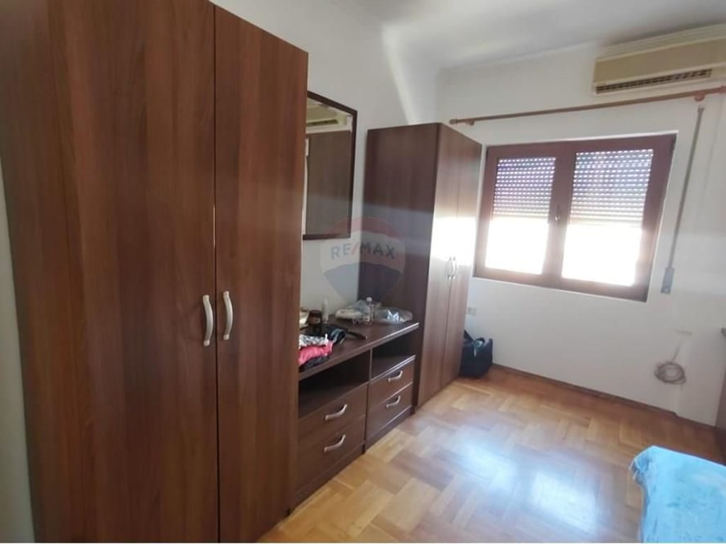 Appartamento in affitto 2+1+2 Via Kavajë.