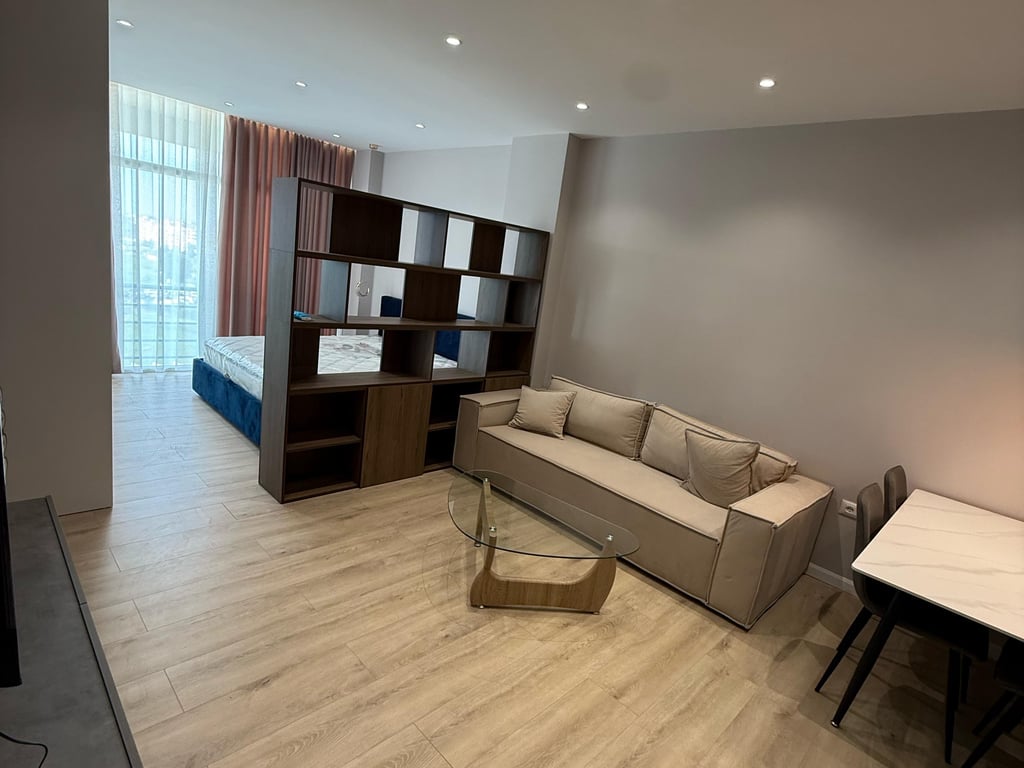 Garzoniere me Qera 📍Bulevardi Migjeni,Astir 📌350€