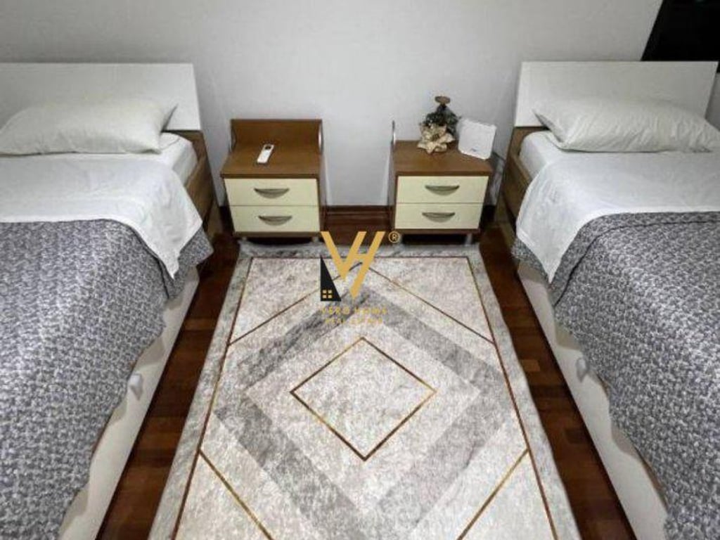 VENDESI APPARTAMENTO 3+1+2 IN VIA KAVAJES 200.000 EURO