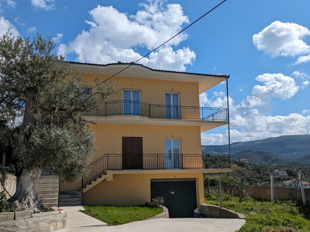 Spacious two-story house for long-term rent
